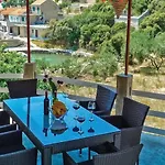 Secluded Fisherman's Cove Srhov Dolac, Hvar - 22095 *